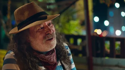 Milyonluk Hurdacı Fragmanı
